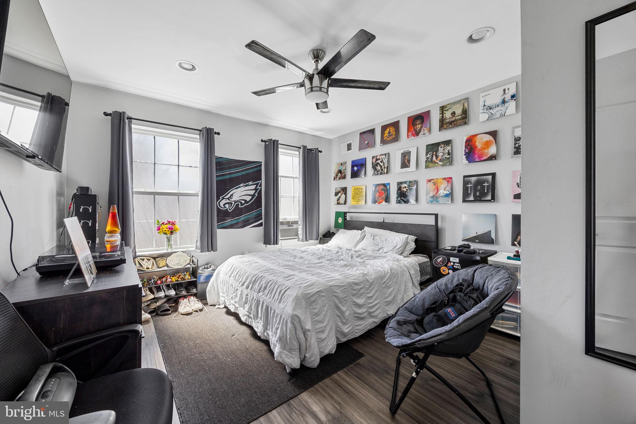 TEMPLE UNIVERSITY - Residential Lease