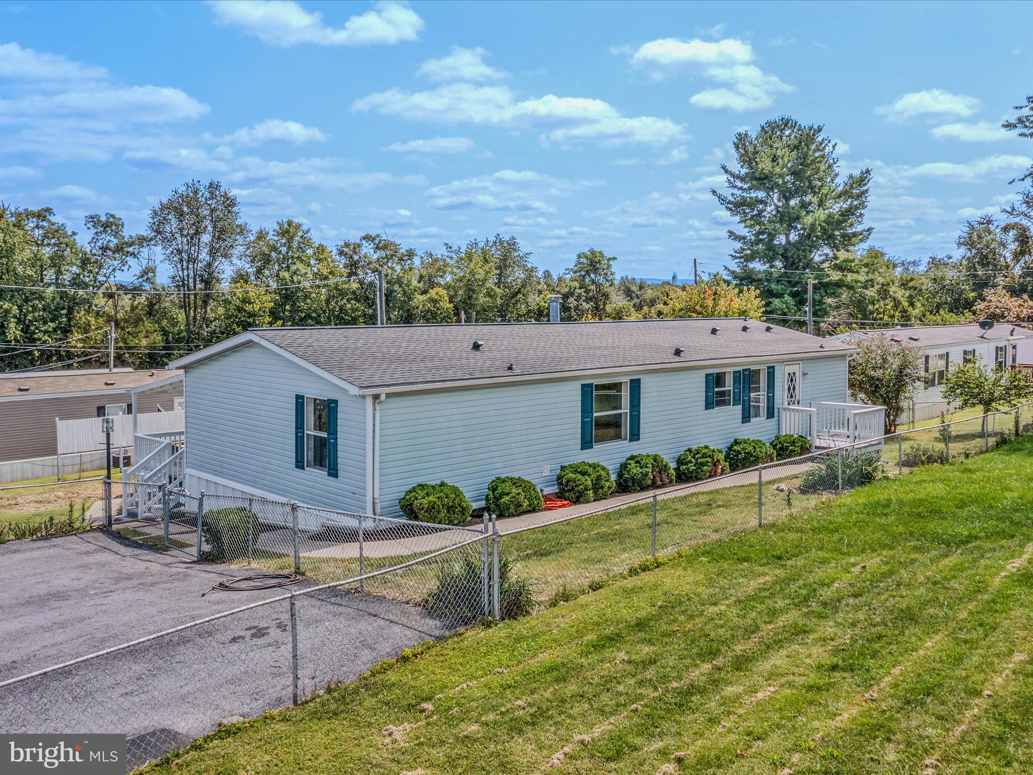 WOODLAND PARK - Residential