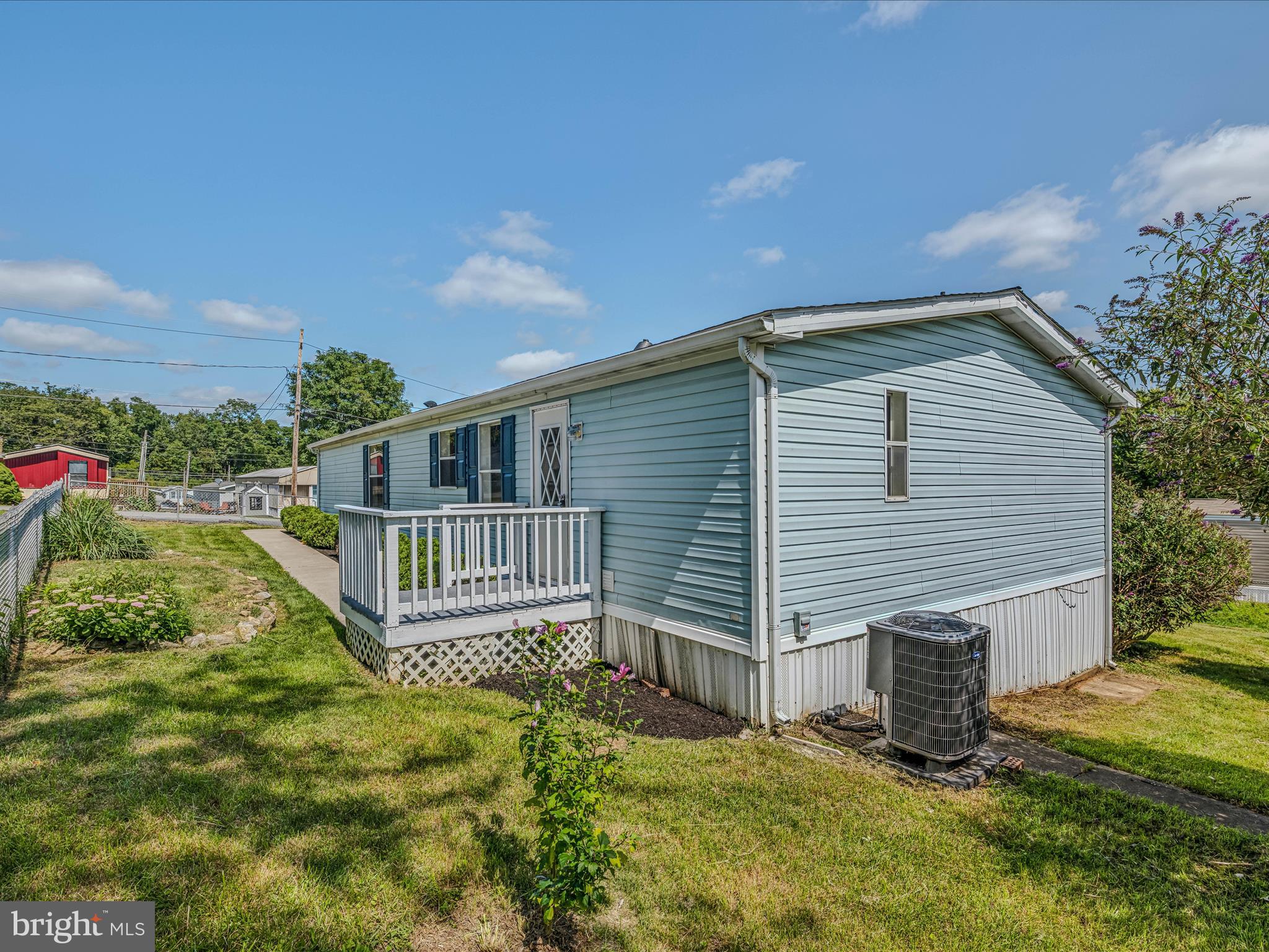 WOODLAND PARK - Residential