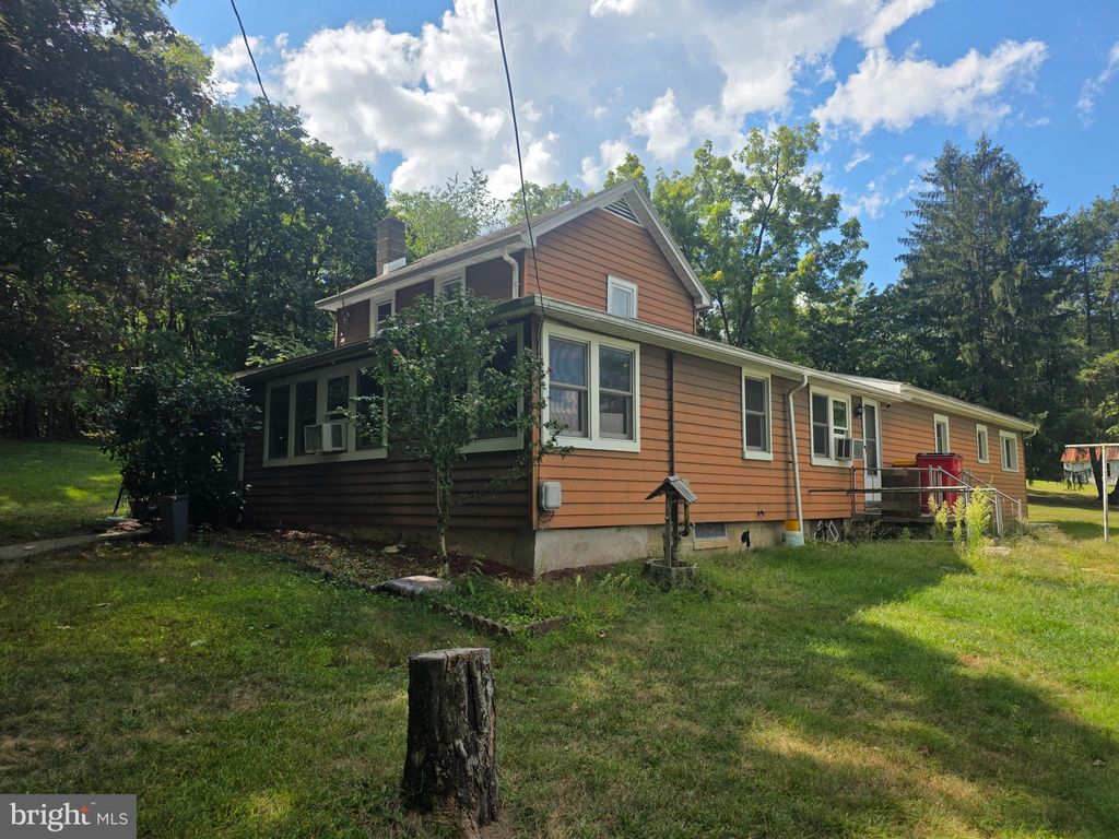 Photo of 229 Hill Street, MOUNT HOLLY SPRINGS, PA 17065 (MLS # PACB2047674)