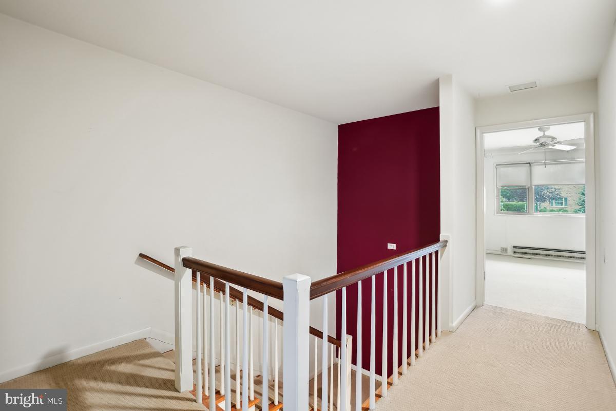 LEISURE WORLD - Residential