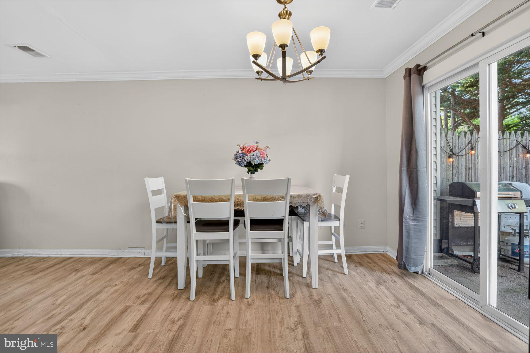 LEE LANDING PARK - Residential