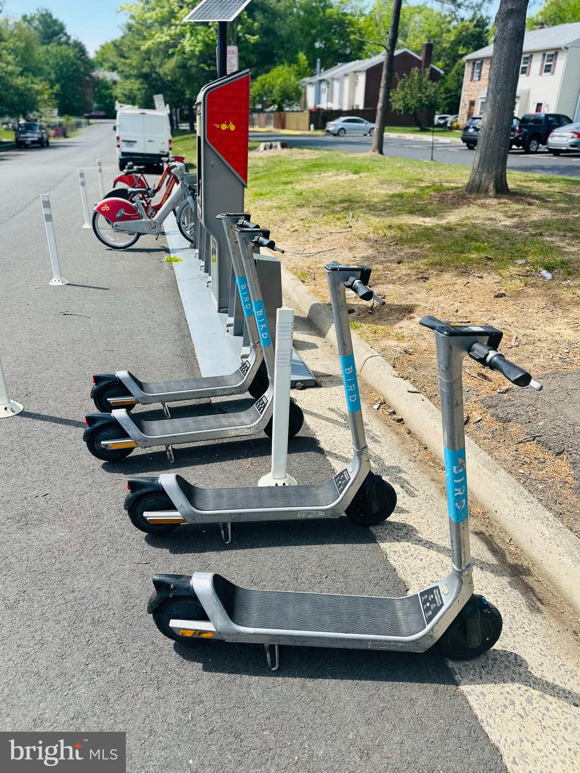 LEE LANDING PARK - Residential