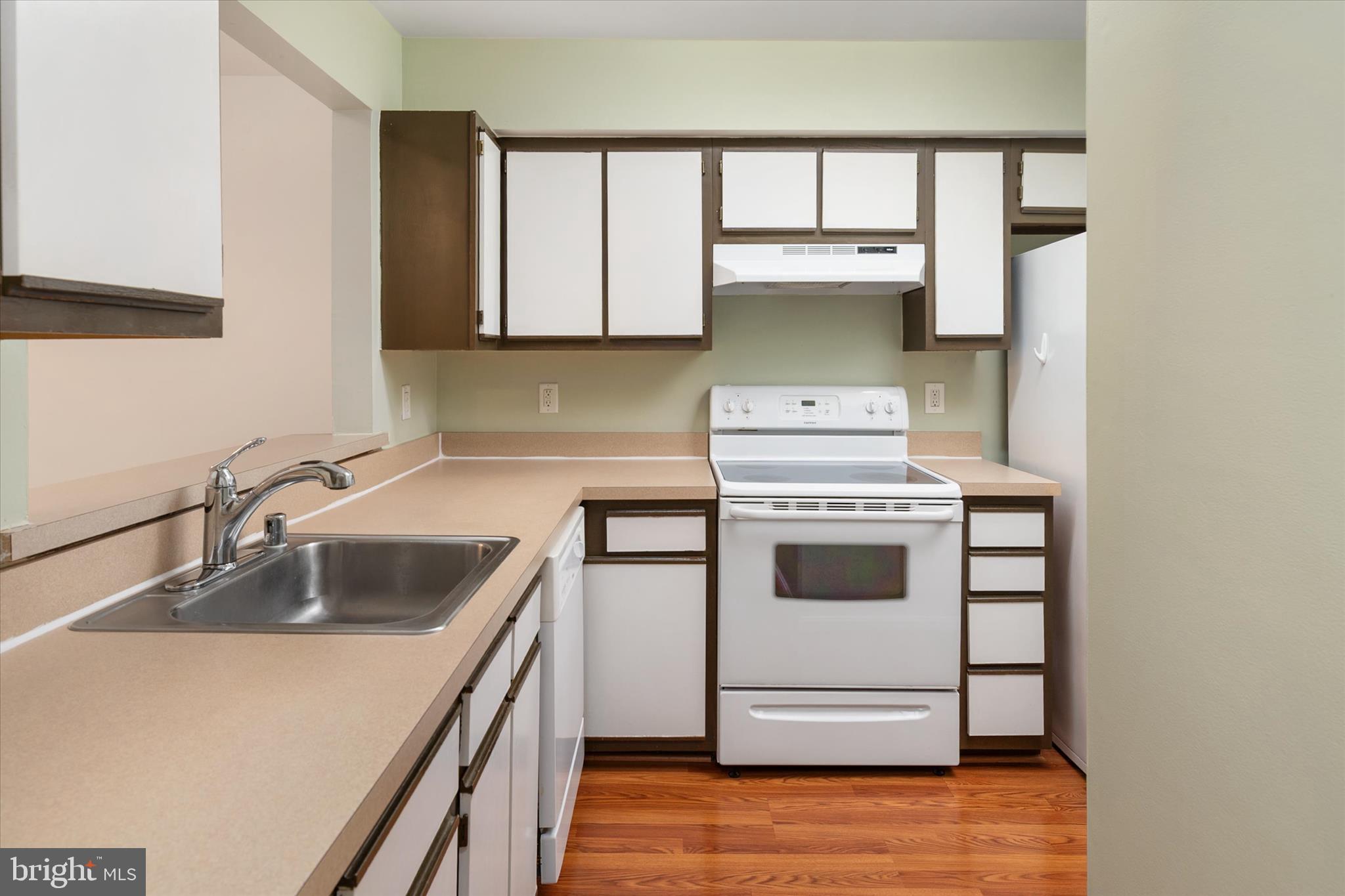 LIONS GATE - Residential