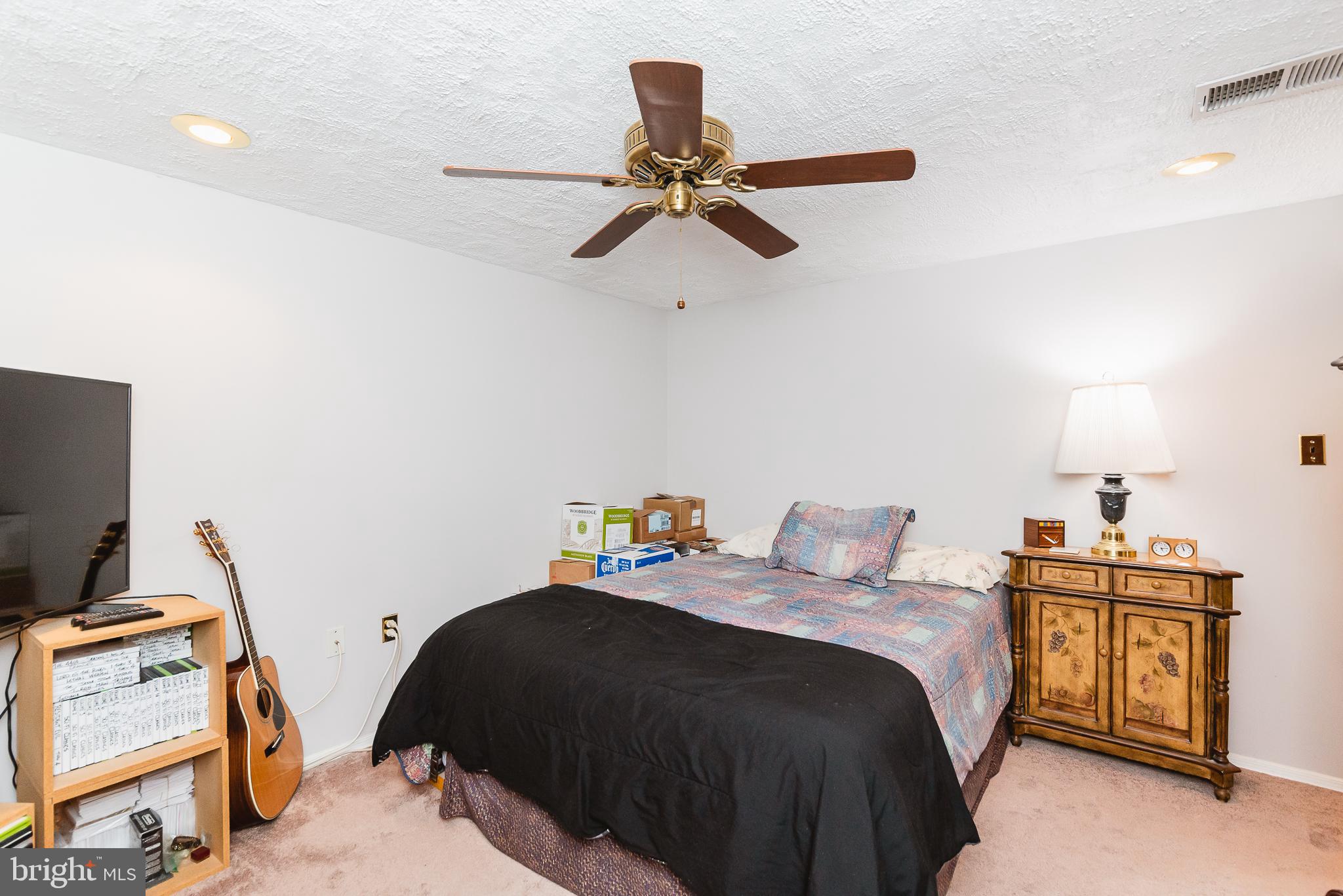 ROSEDALE - Residential