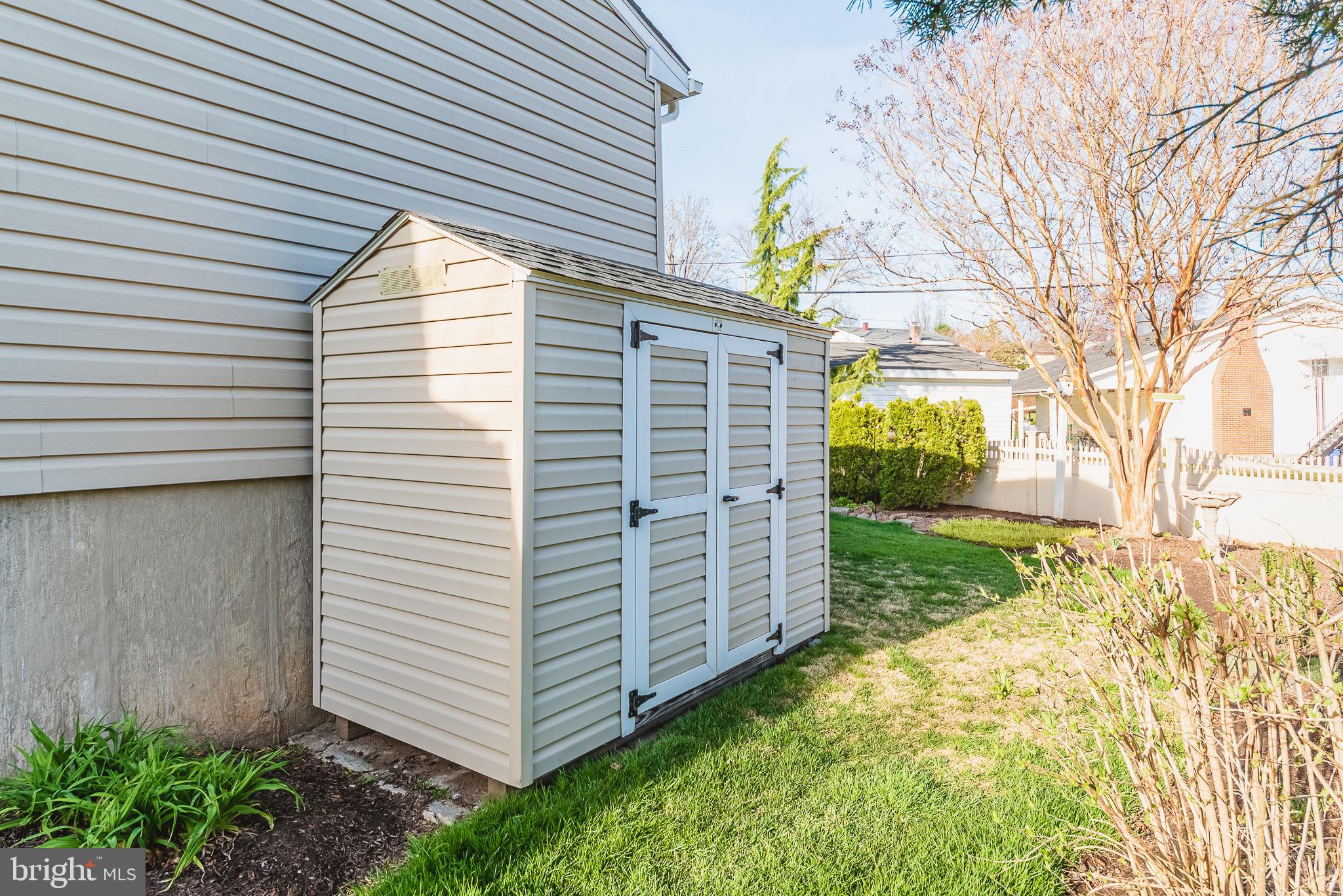 ROSEDALE - Residential