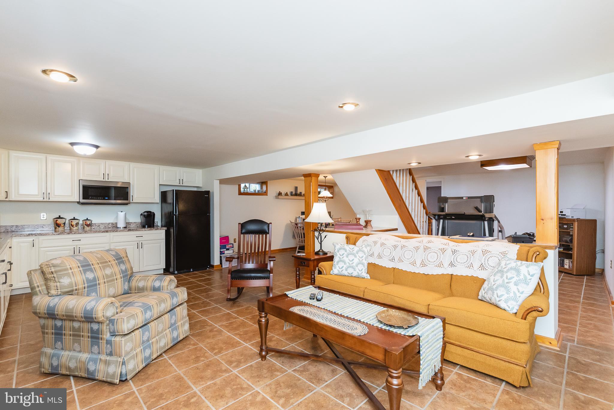 ROSEDALE - Residential