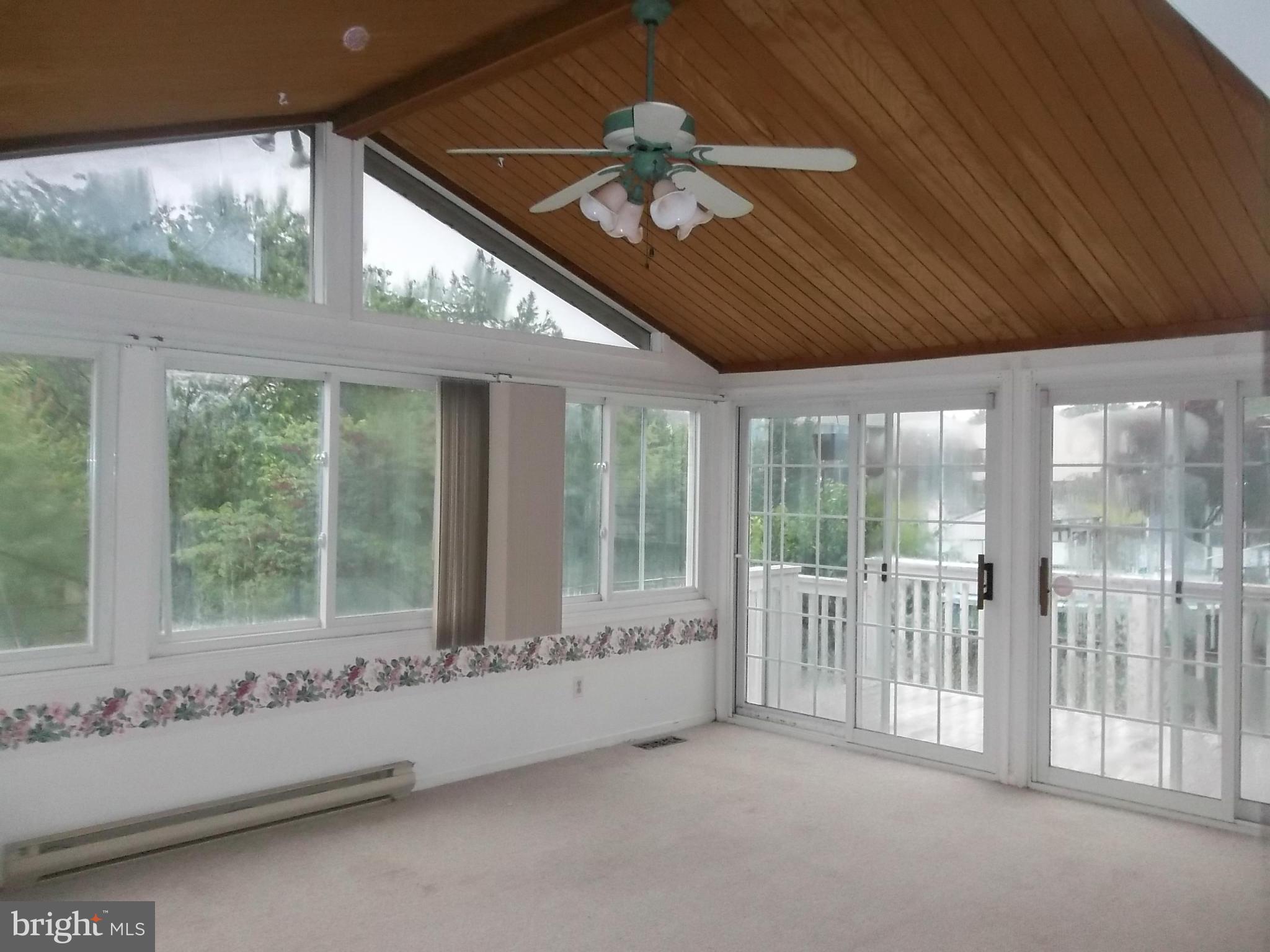 WOODBRIDGE CENTER - Residential