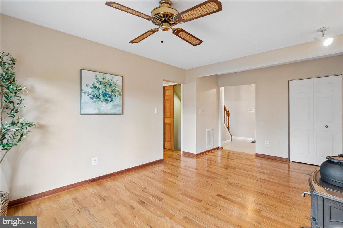 MEADOWBROOK - Residential