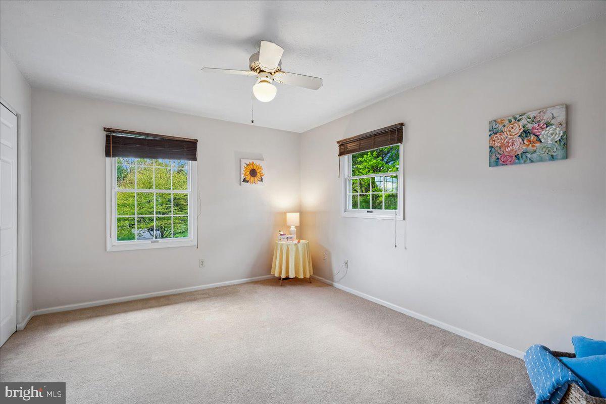 MEADOWBROOK - Residential