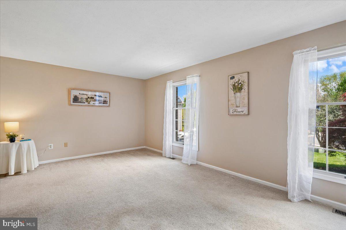 MEADOWBROOK - Residential