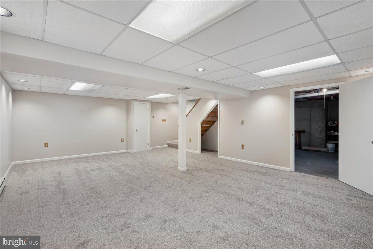 MEADOWBROOK - Residential