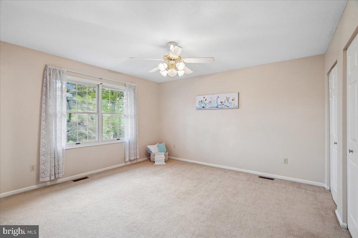 MEADOWBROOK - Residential