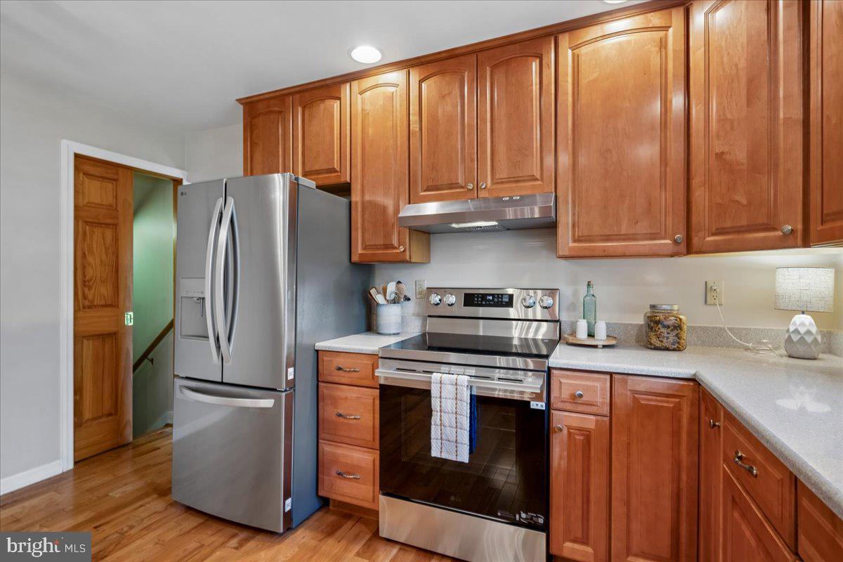 MEADOWBROOK - Residential