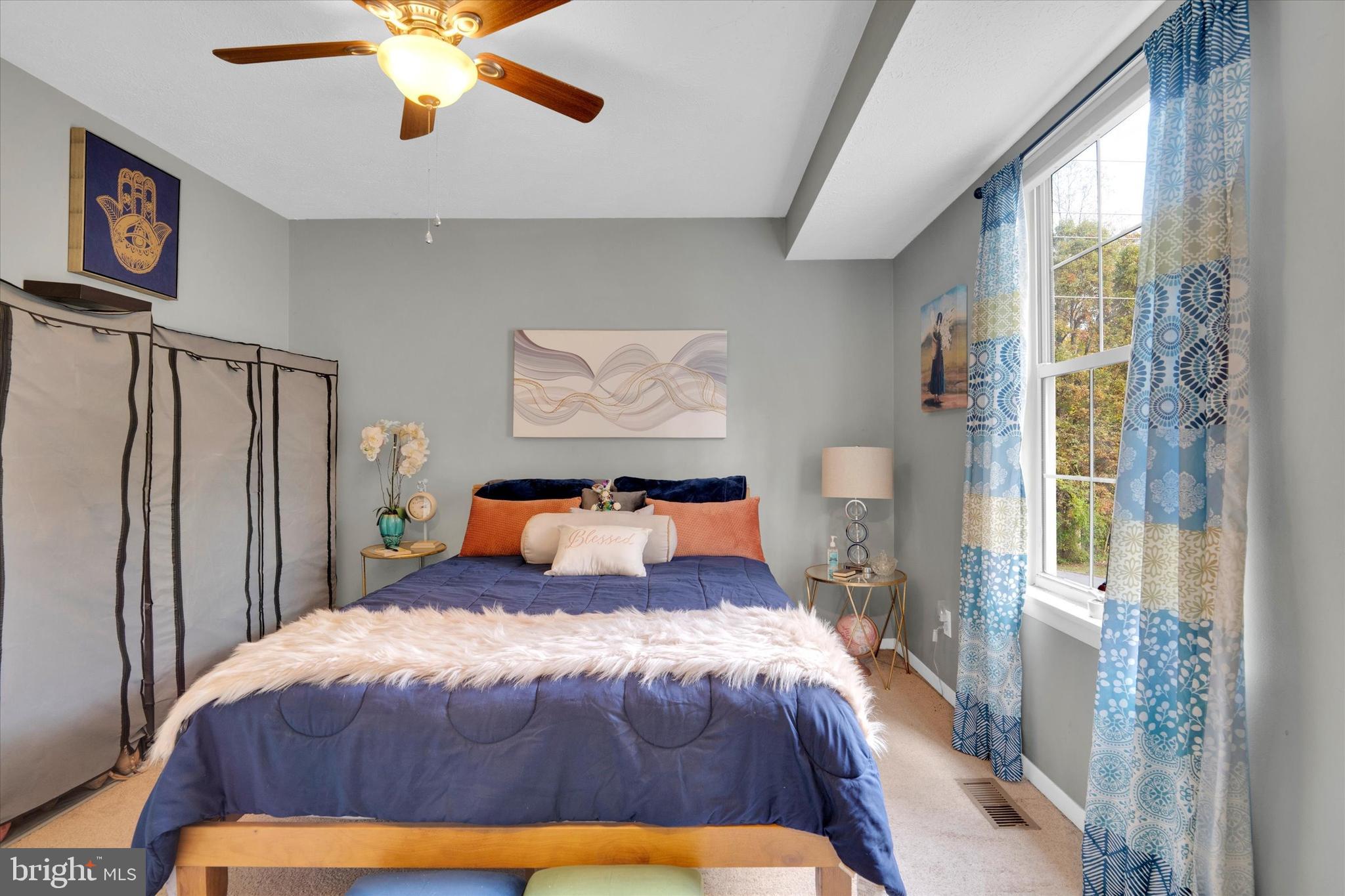 WHITE SANDS - Residential