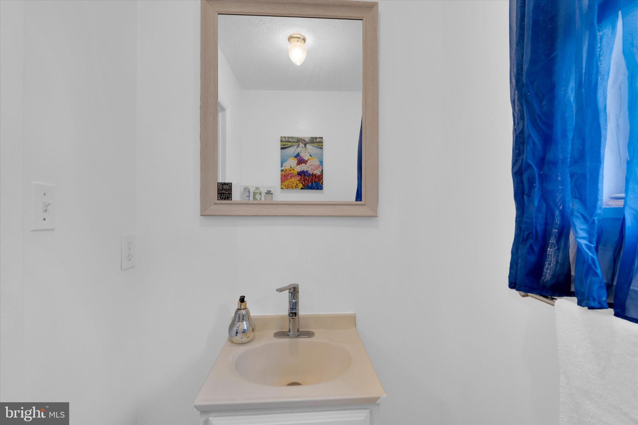 WHITE SANDS - Residential