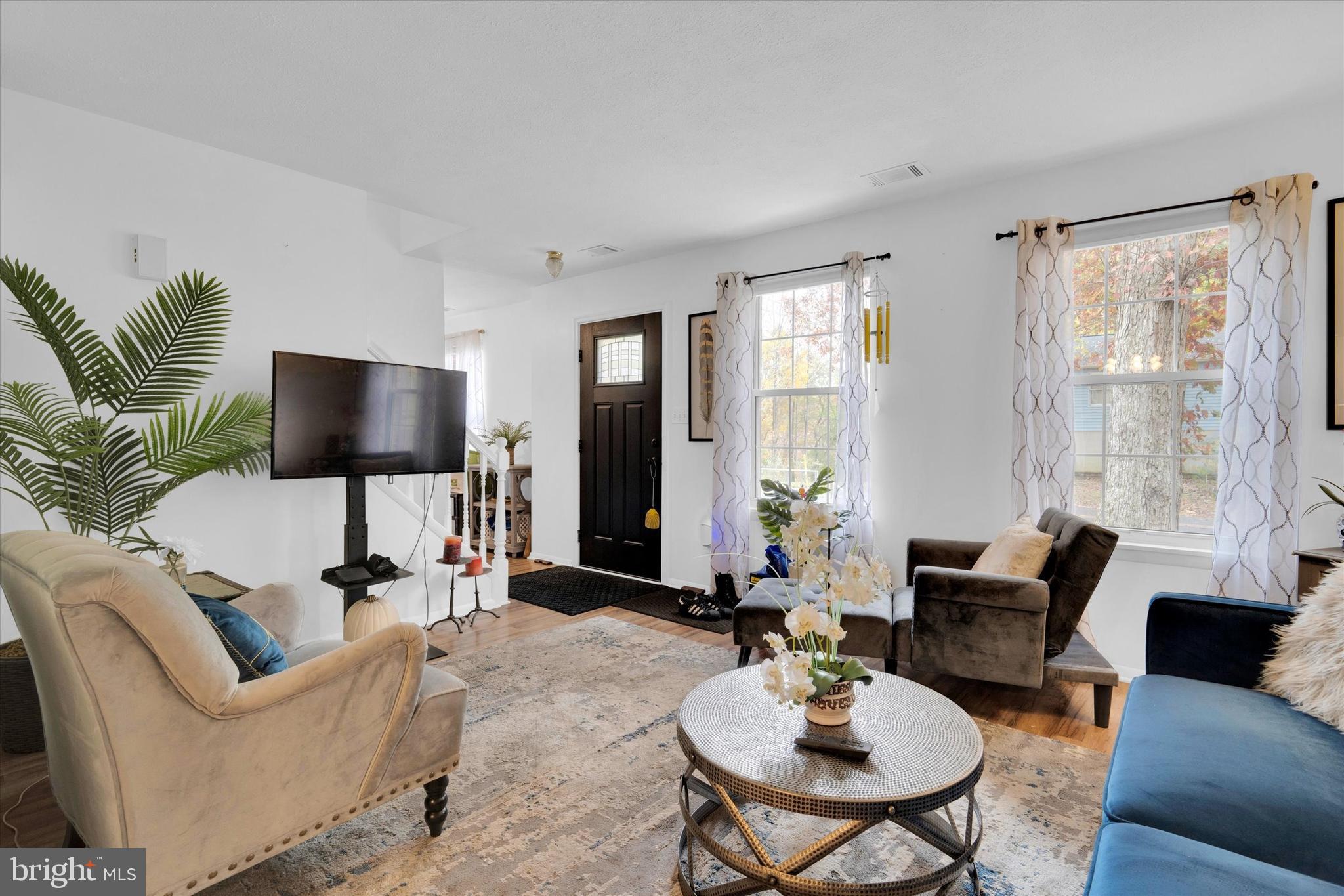 WHITE SANDS - Residential