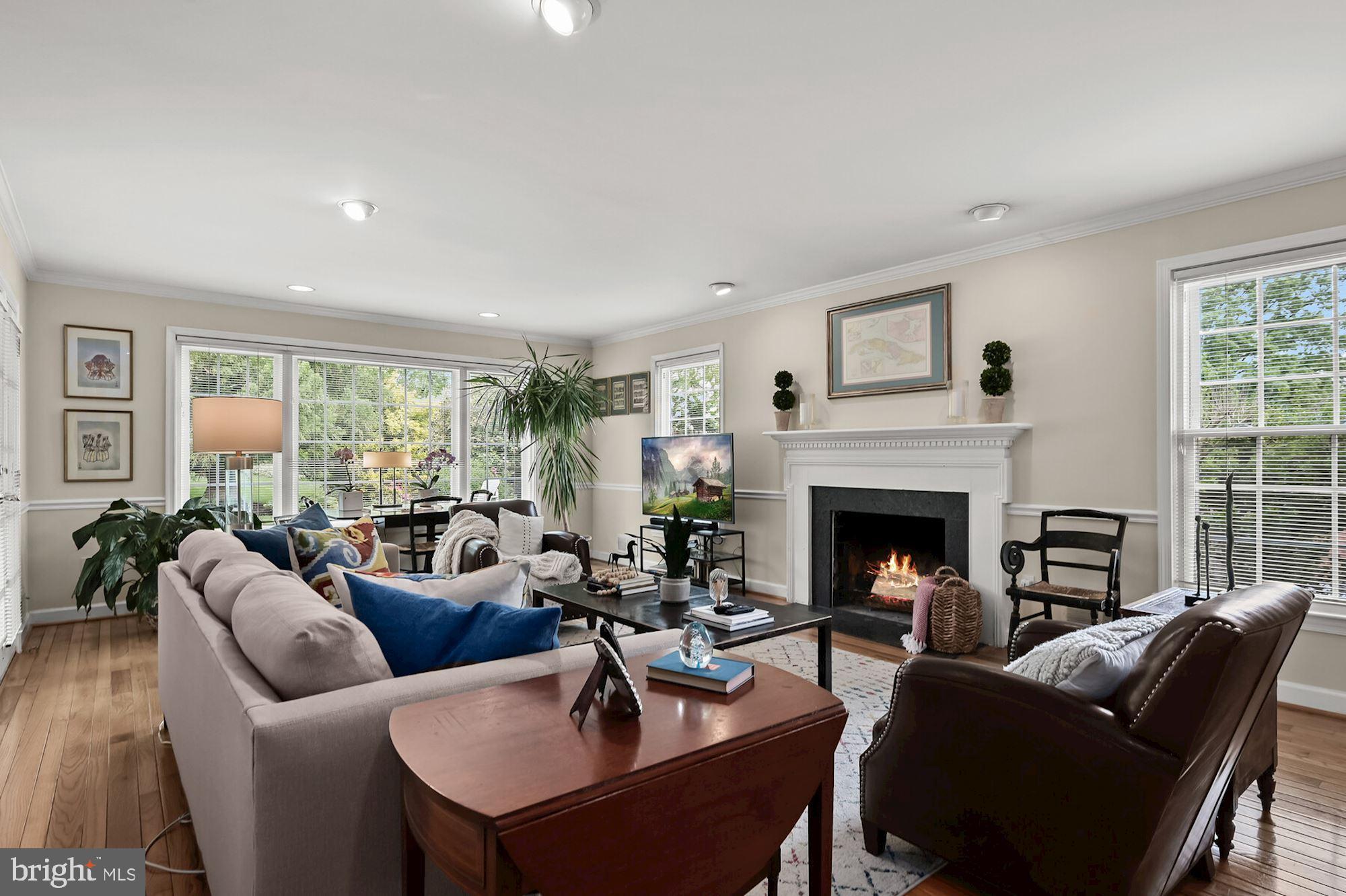 MCAULEY PARK - Residential