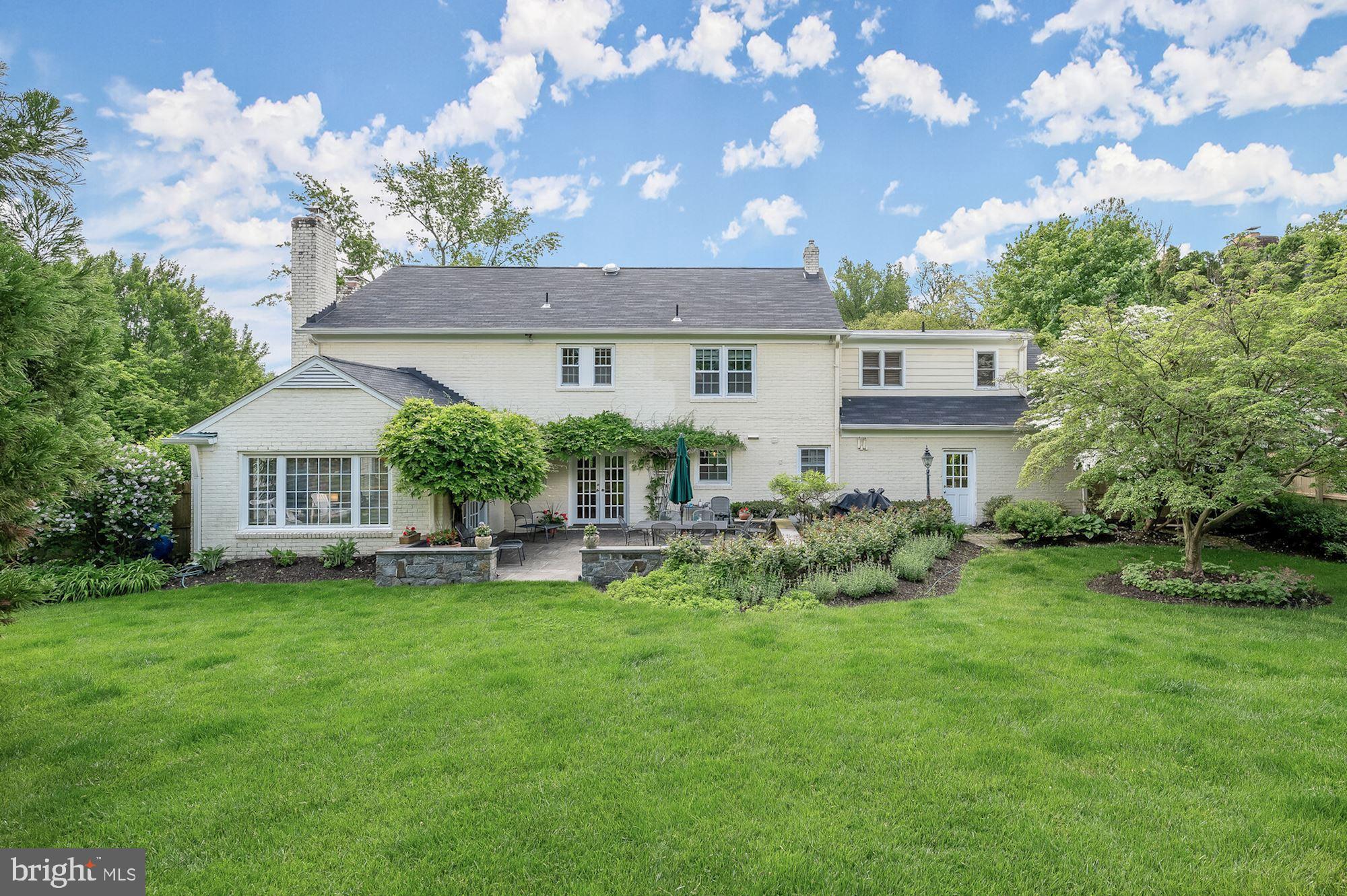 MCAULEY PARK - Residential