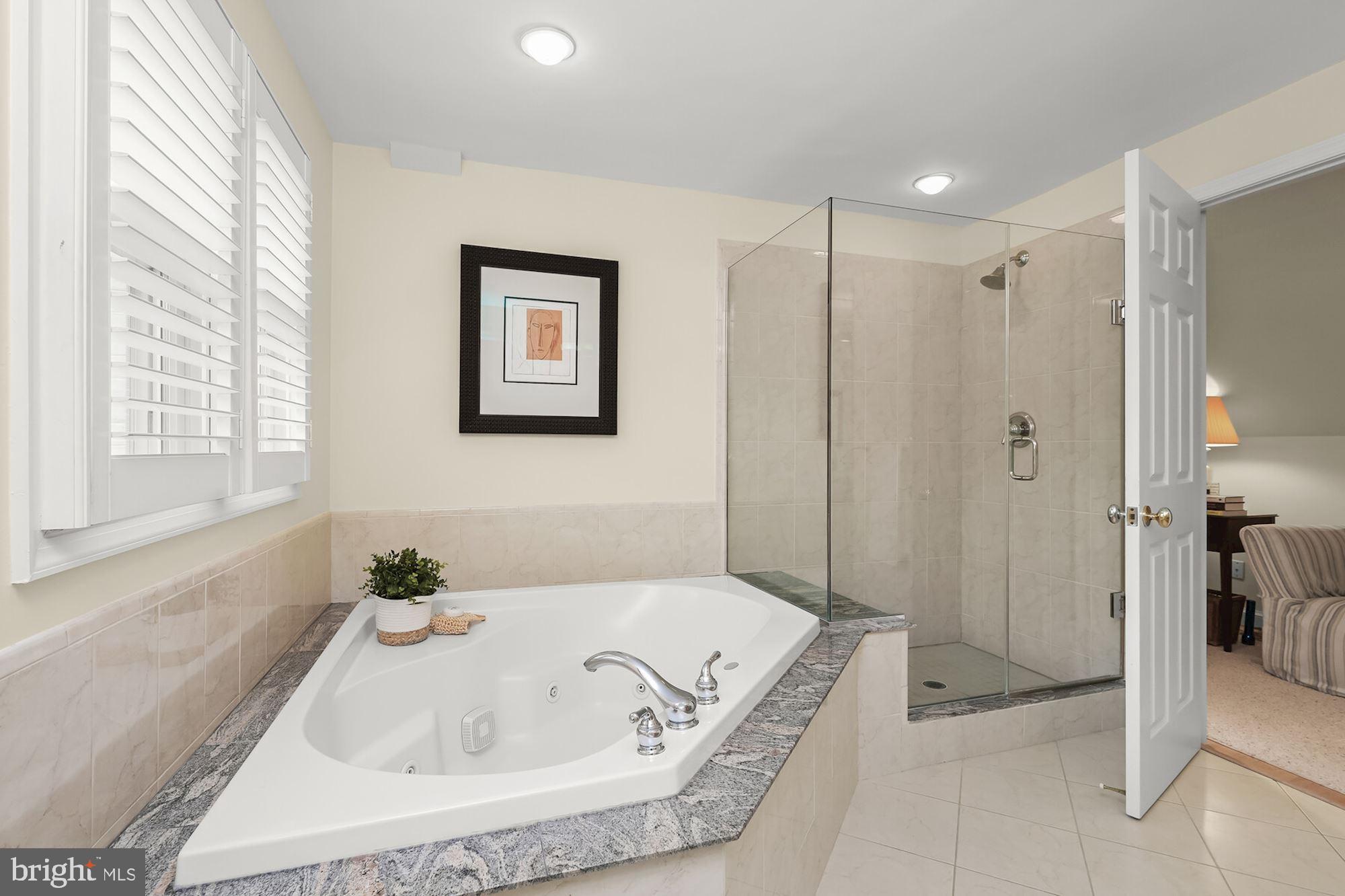 MCAULEY PARK - Residential