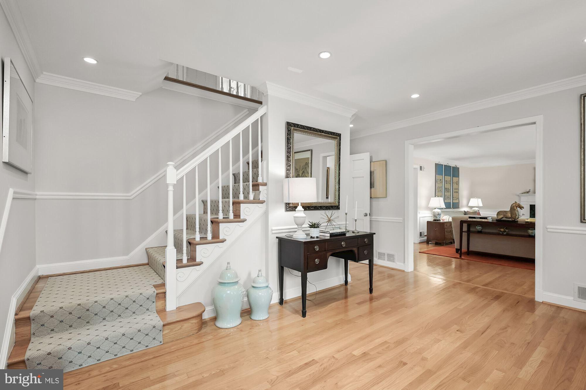 MCAULEY PARK - Residential