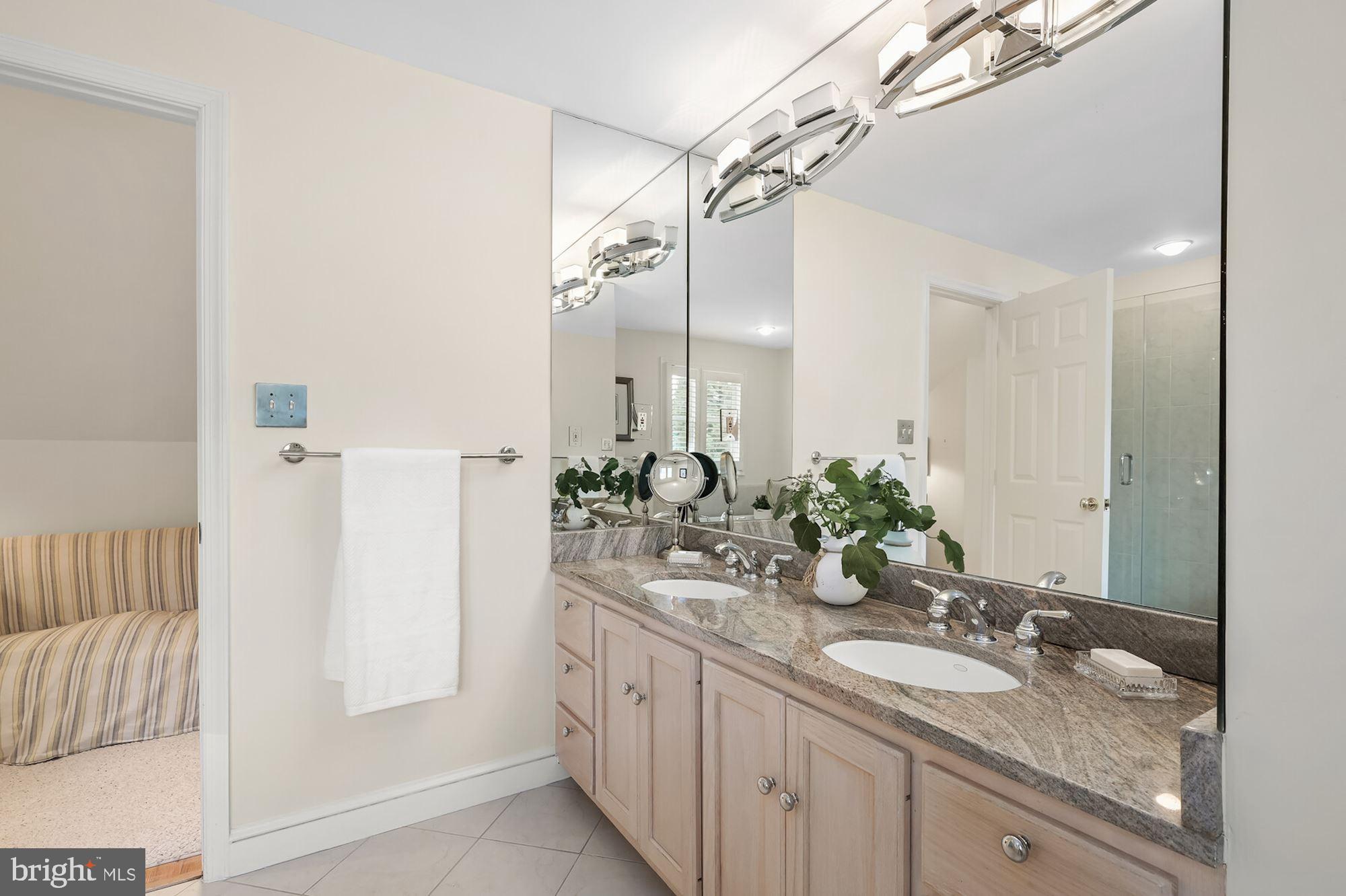 MCAULEY PARK - Residential