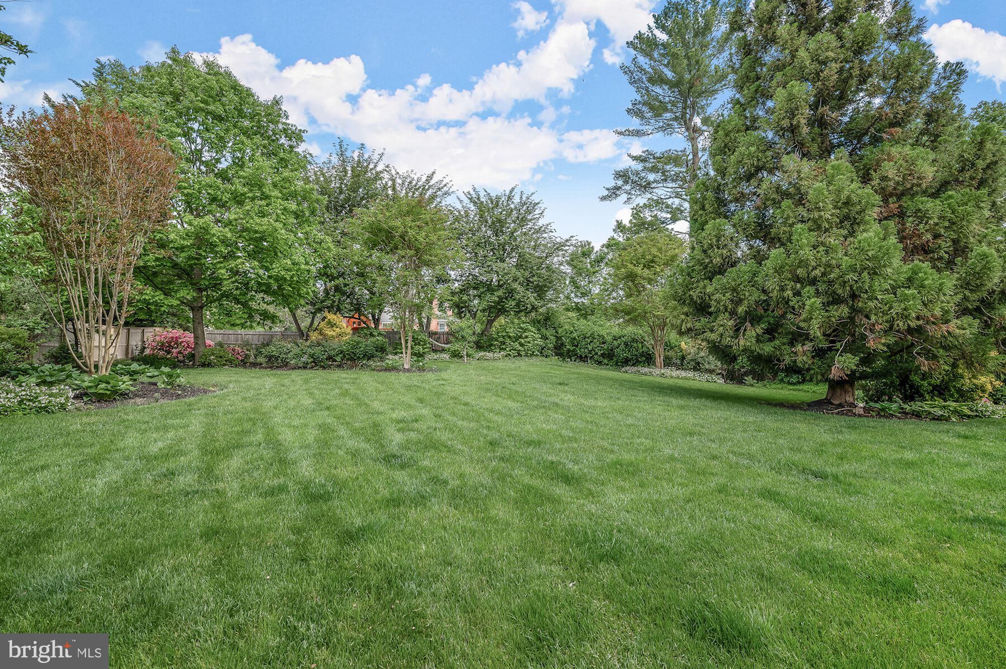 MCAULEY PARK - Residential