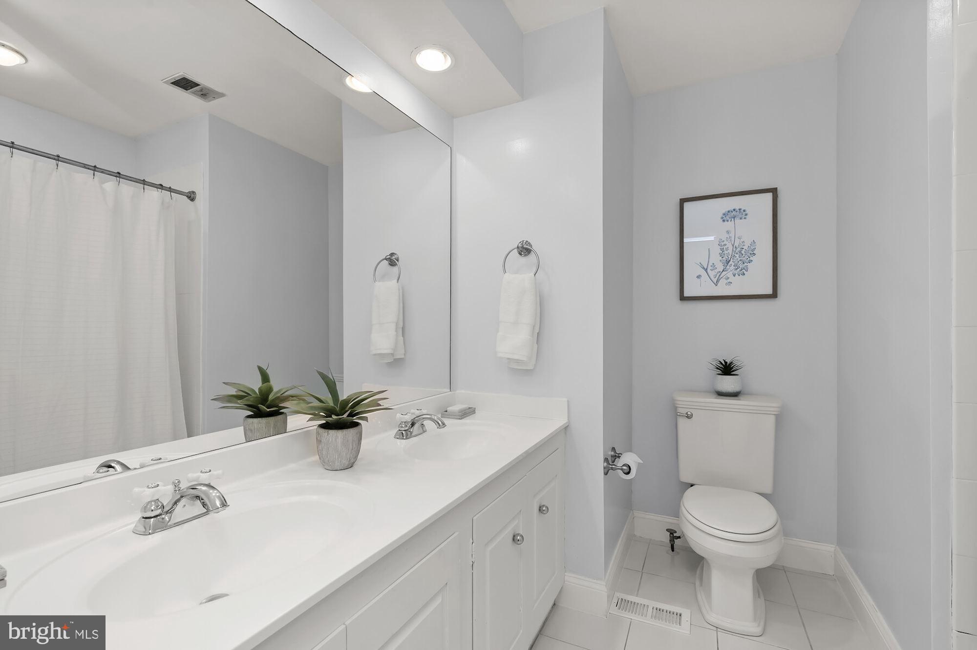 MCAULEY PARK - Residential