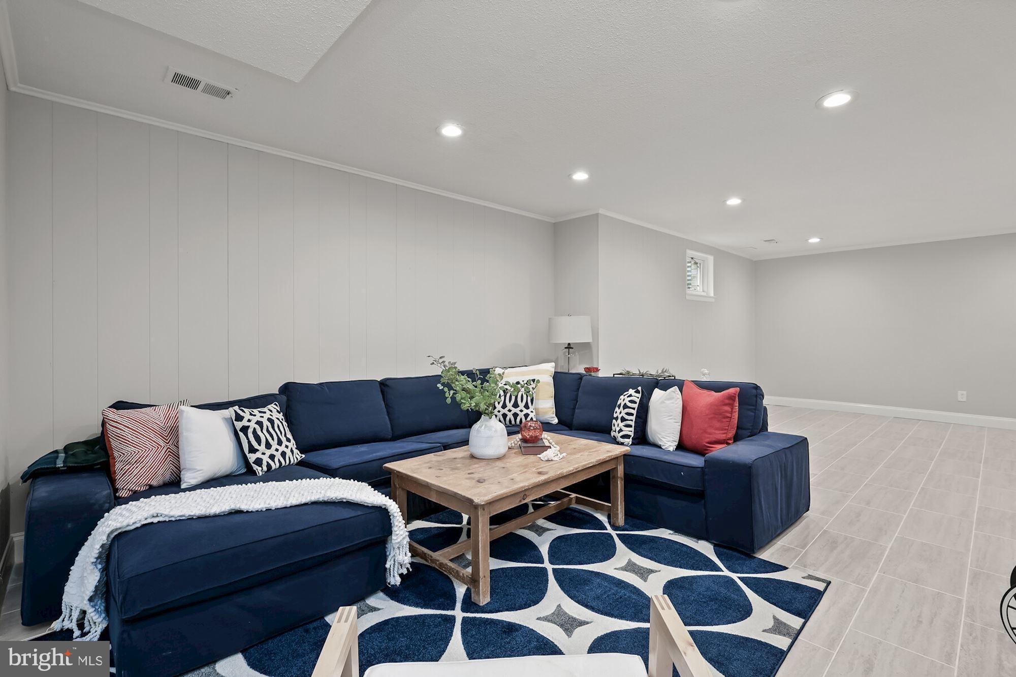 MCAULEY PARK - Residential