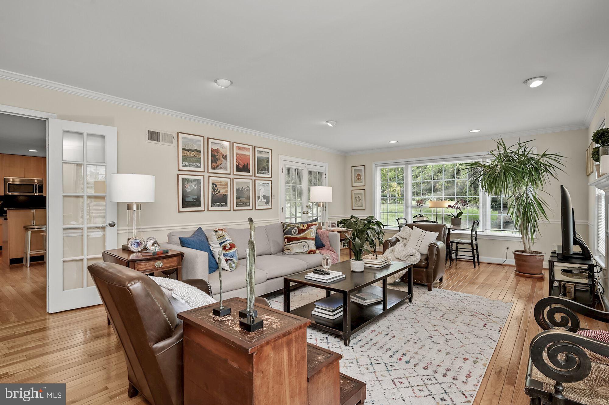 MCAULEY PARK - Residential