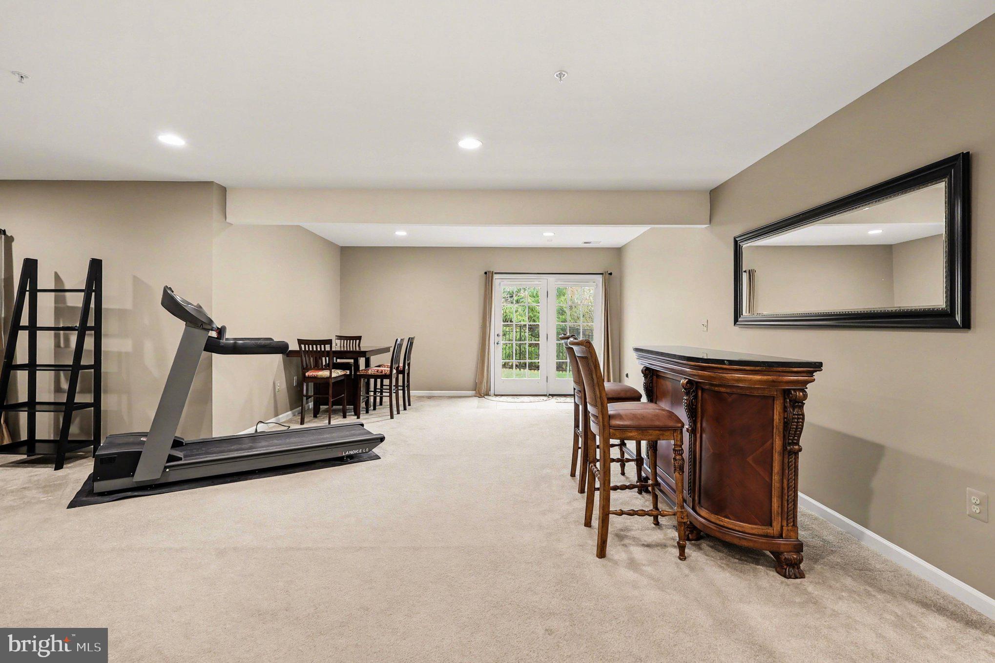 POPLAR RUN - Residential