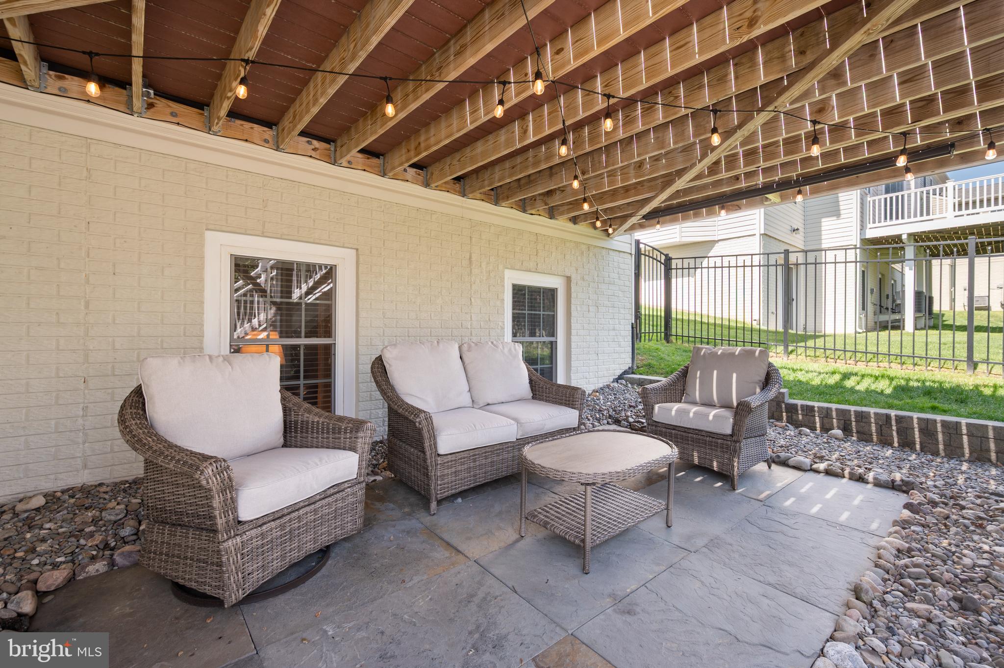 POPLAR RUN - Residential