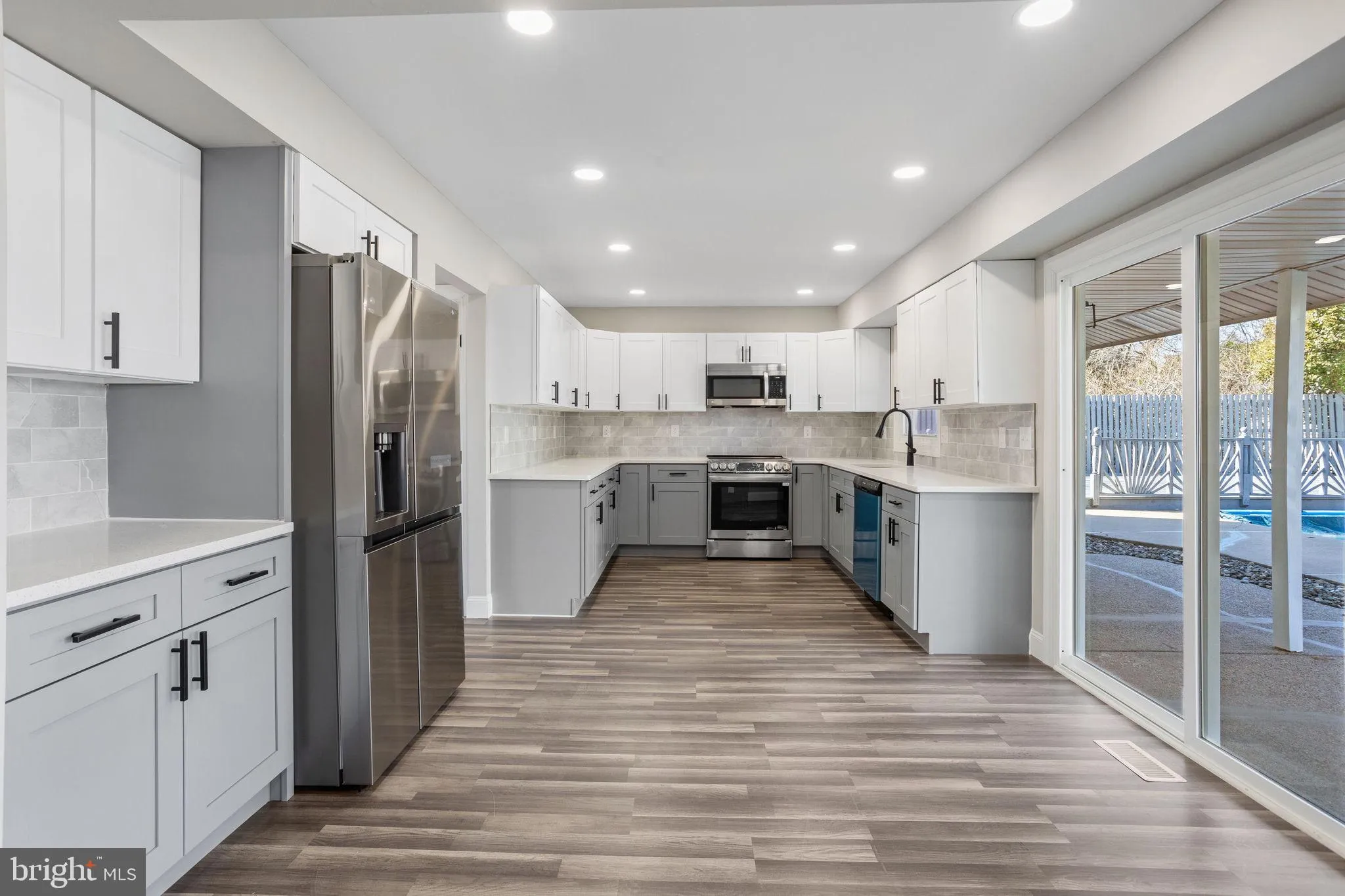 Willingboro, New Jersey 08046, United States, 4 Bedrooms Bedrooms, ,3 BathroomsBathrooms,Residential,Active,91505