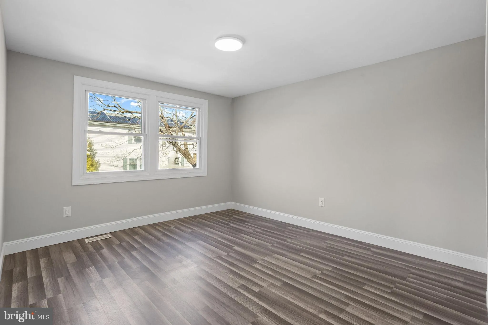 Willingboro, New Jersey 08046, United States, 4 Bedrooms Bedrooms, ,3 BathroomsBathrooms,Residential,Active,91505