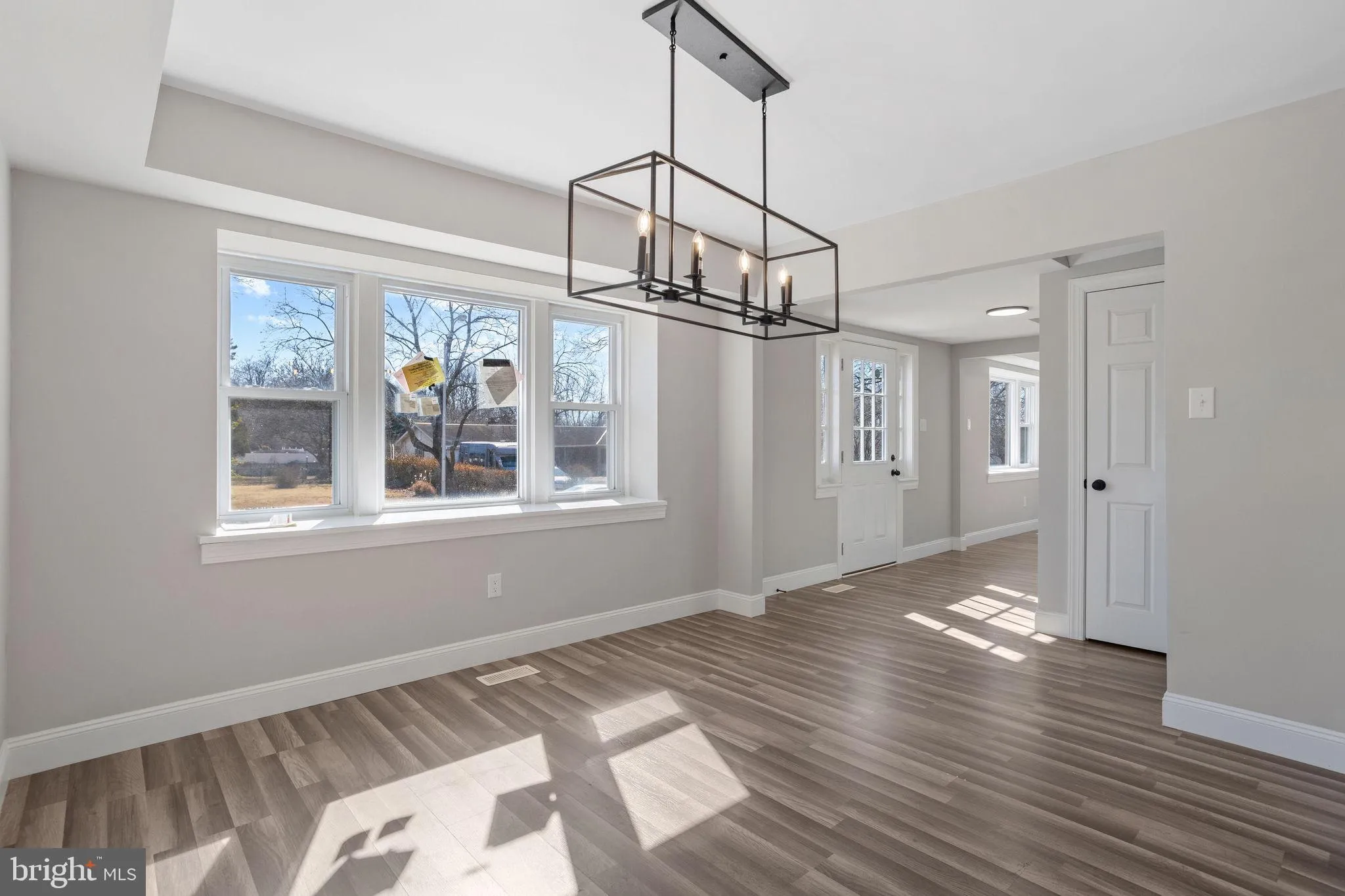 Willingboro, New Jersey 08046, United States, 4 Bedrooms Bedrooms, ,3 BathroomsBathrooms,Residential,Active,91505