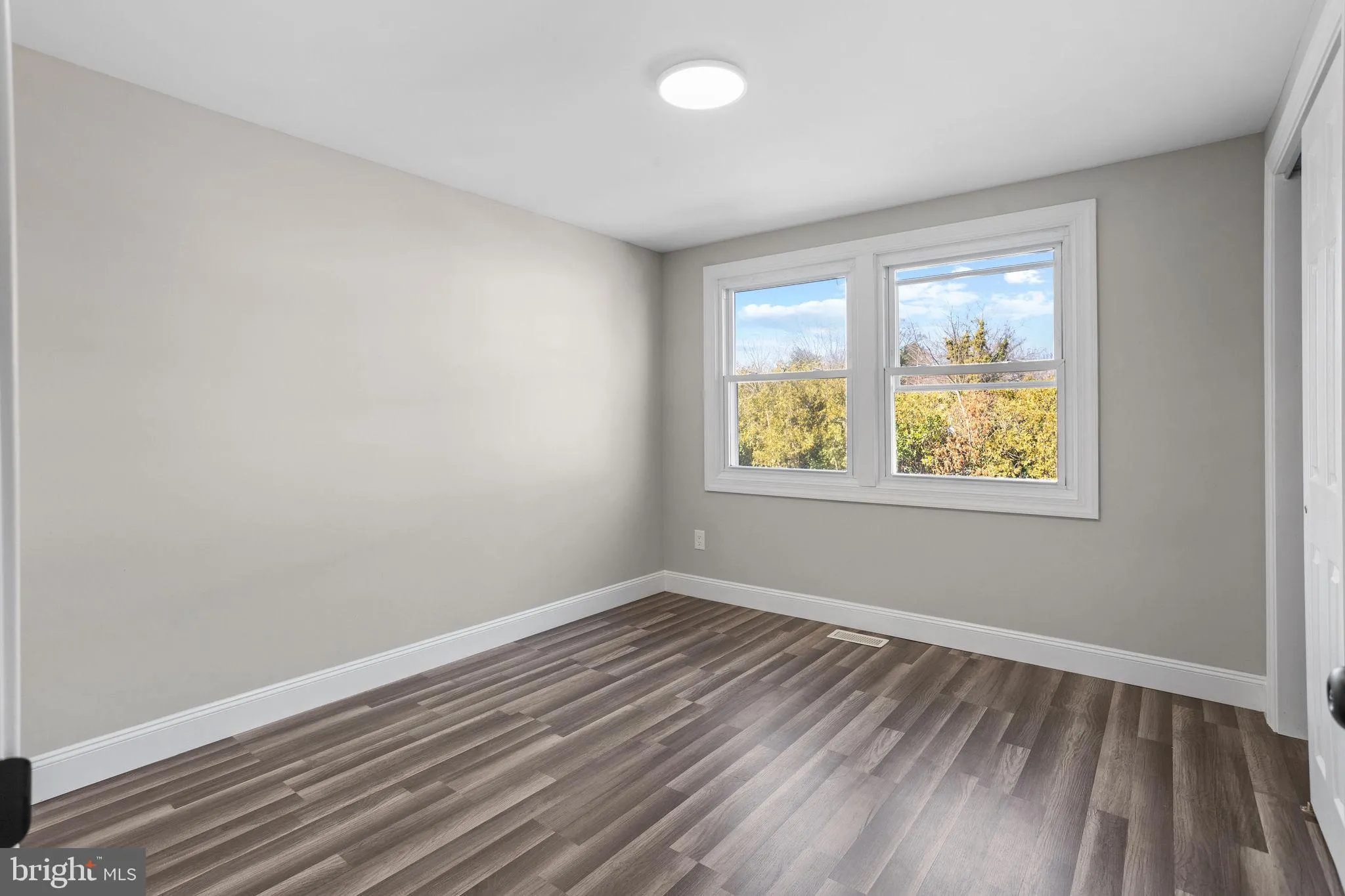 Willingboro, New Jersey 08046, United States, 4 Bedrooms Bedrooms, ,3 BathroomsBathrooms,Residential,Active,91505