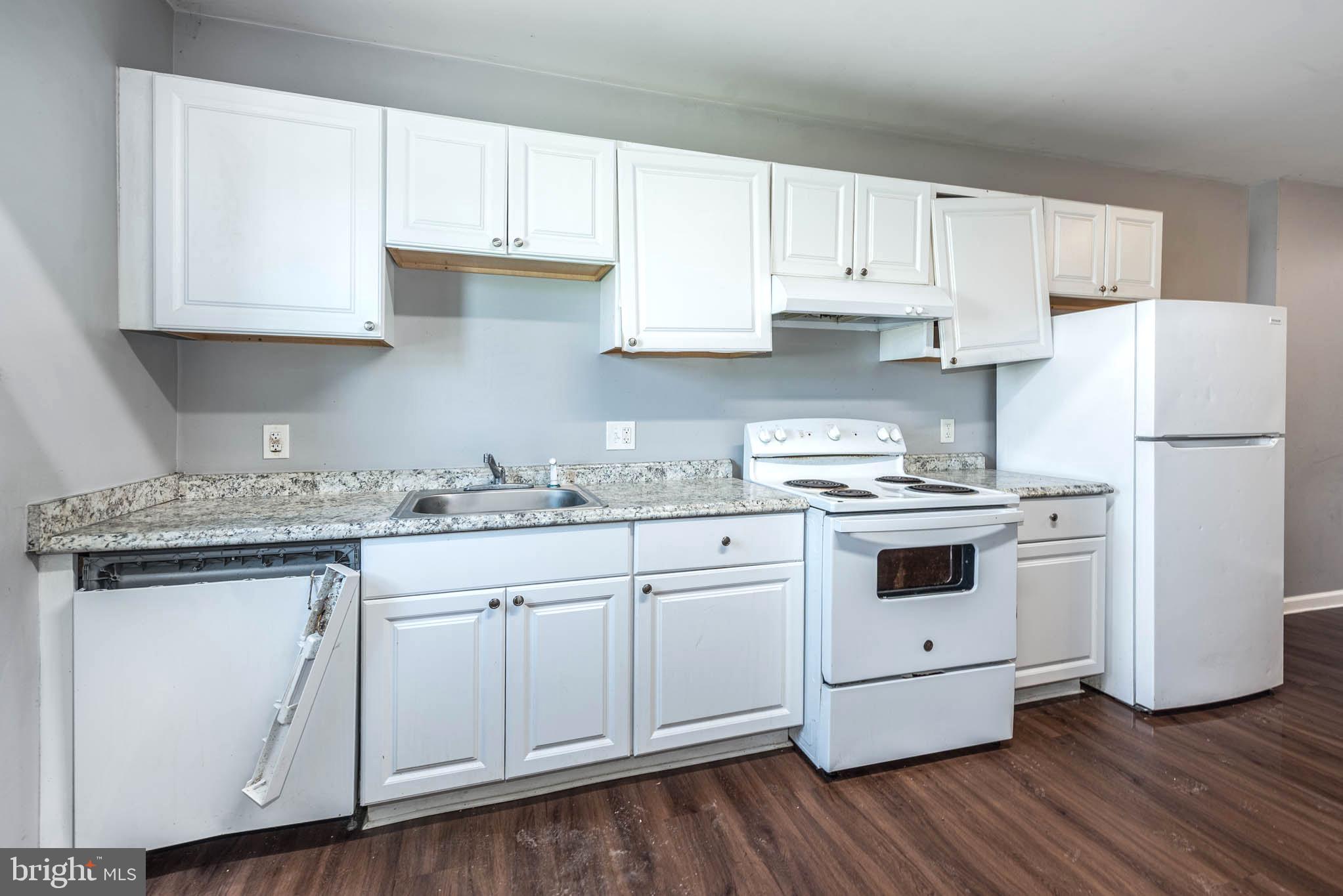 BROADWAY EAST - Residential