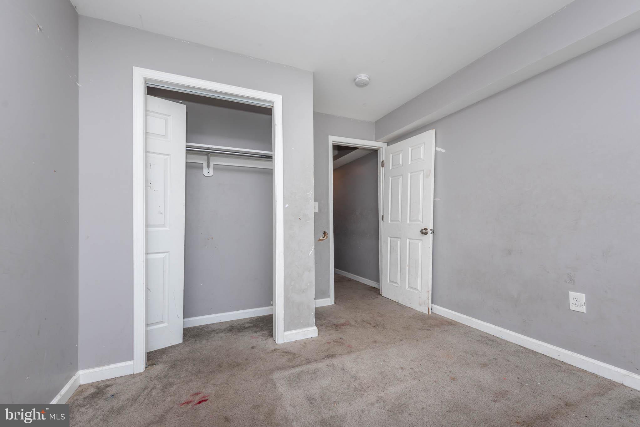 BROADWAY EAST - Residential