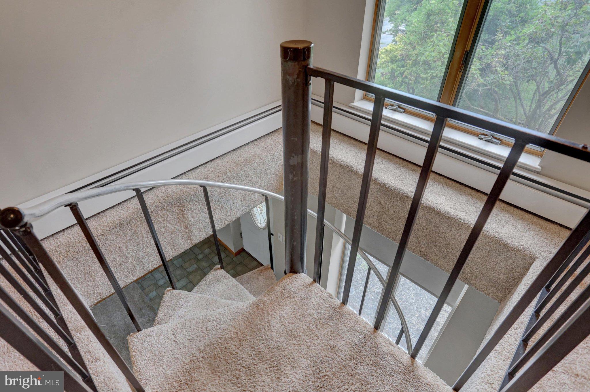 3365 BUCHANAN TRAIL W