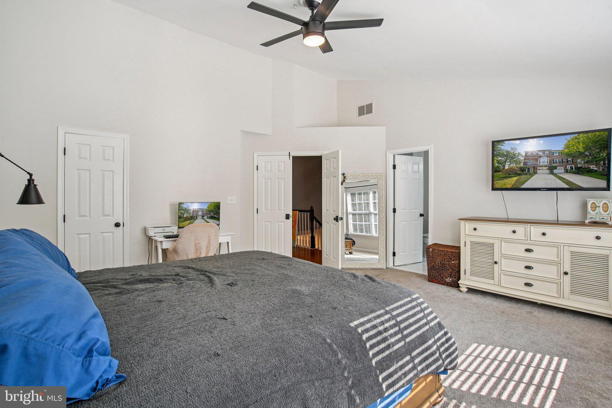 WATERFORD HEIGHTS - Residential Lease