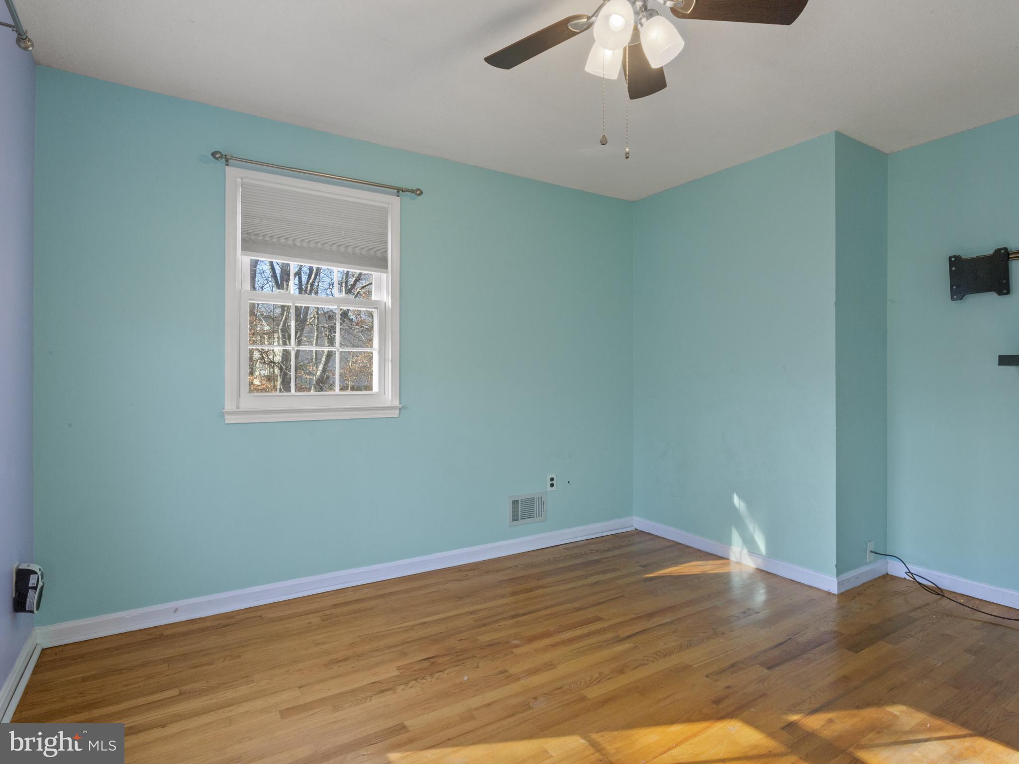 MT CARMEL WOODS SUB - Residential