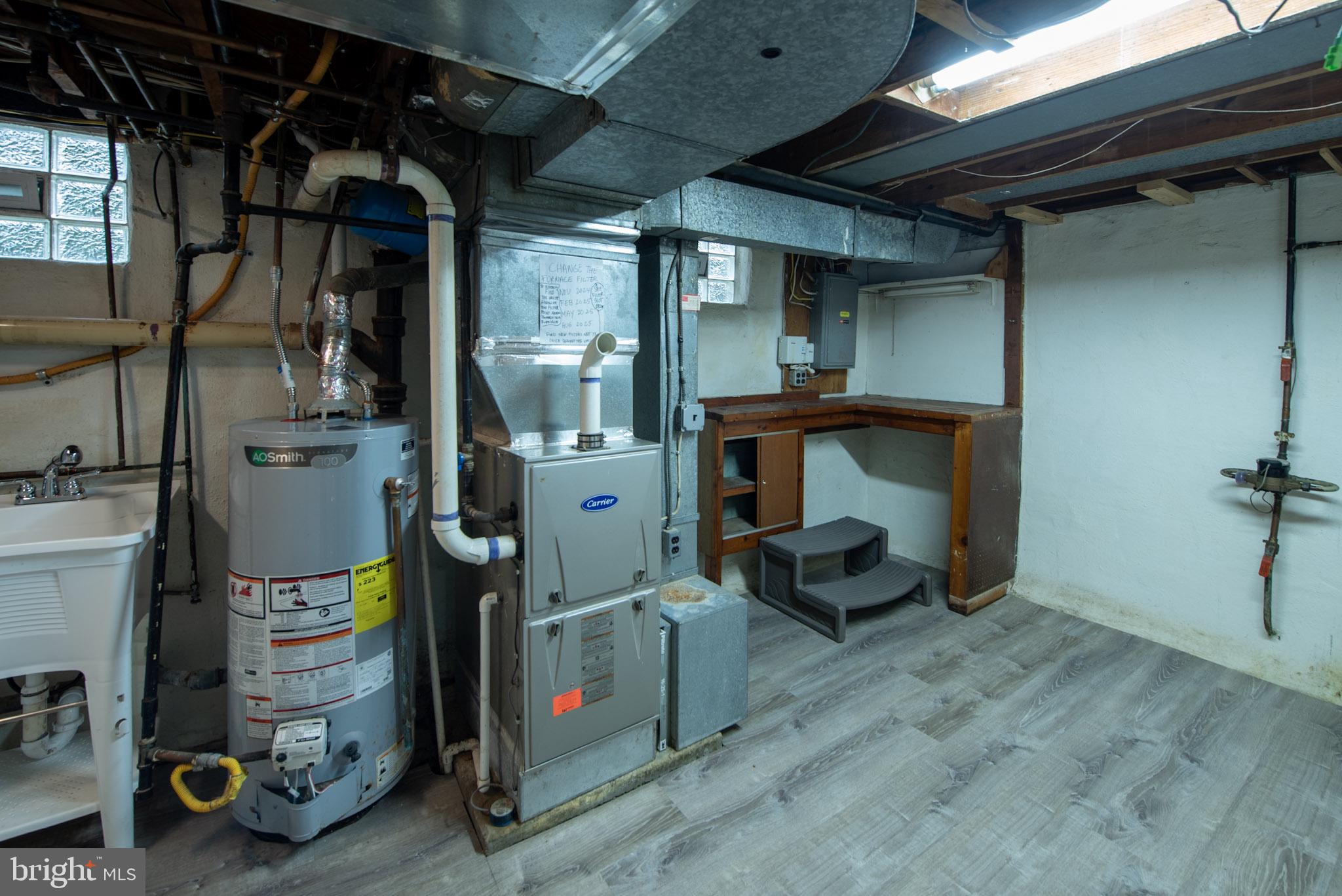 HOLLYWOOD - Residential