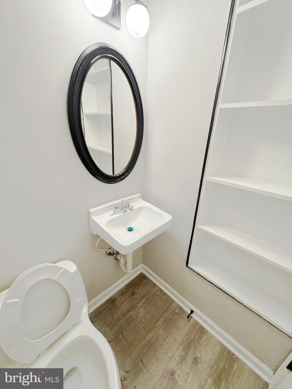 HOLLYWOOD - Residential