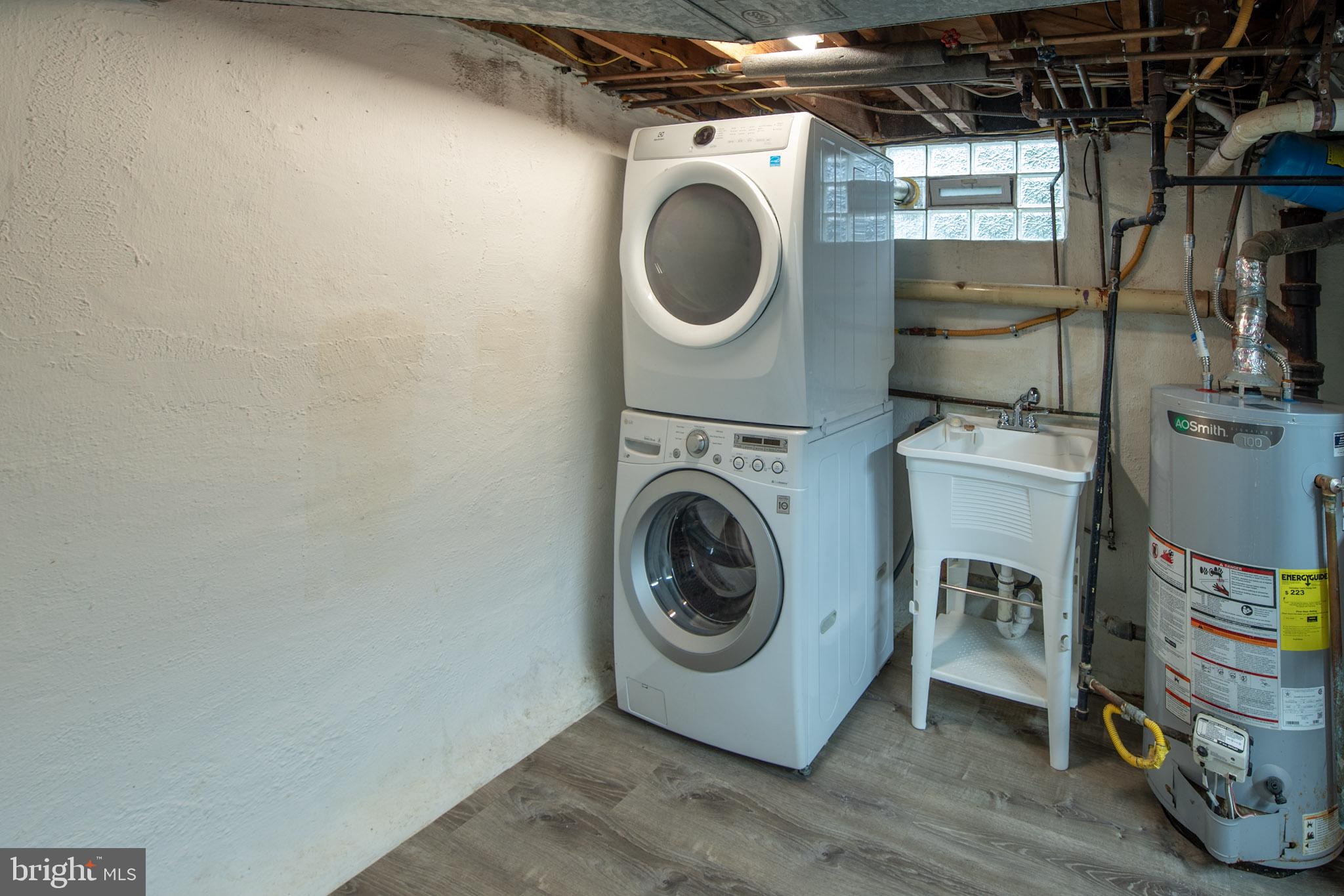 HOLLYWOOD - Residential