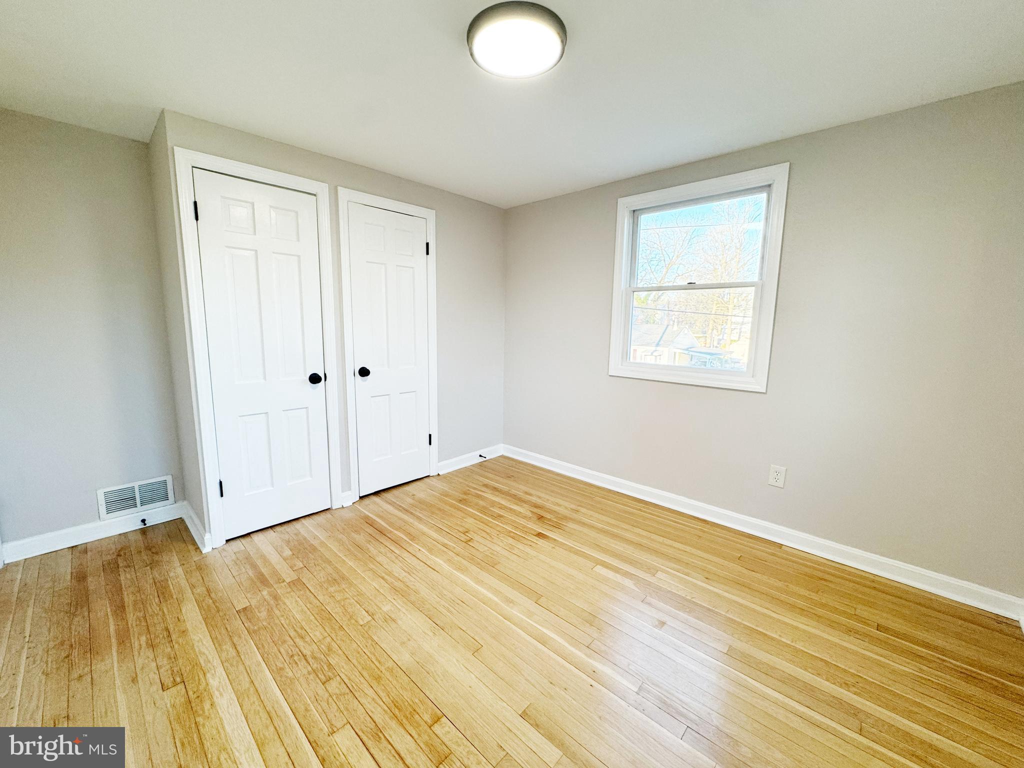 HOLLYWOOD - Residential