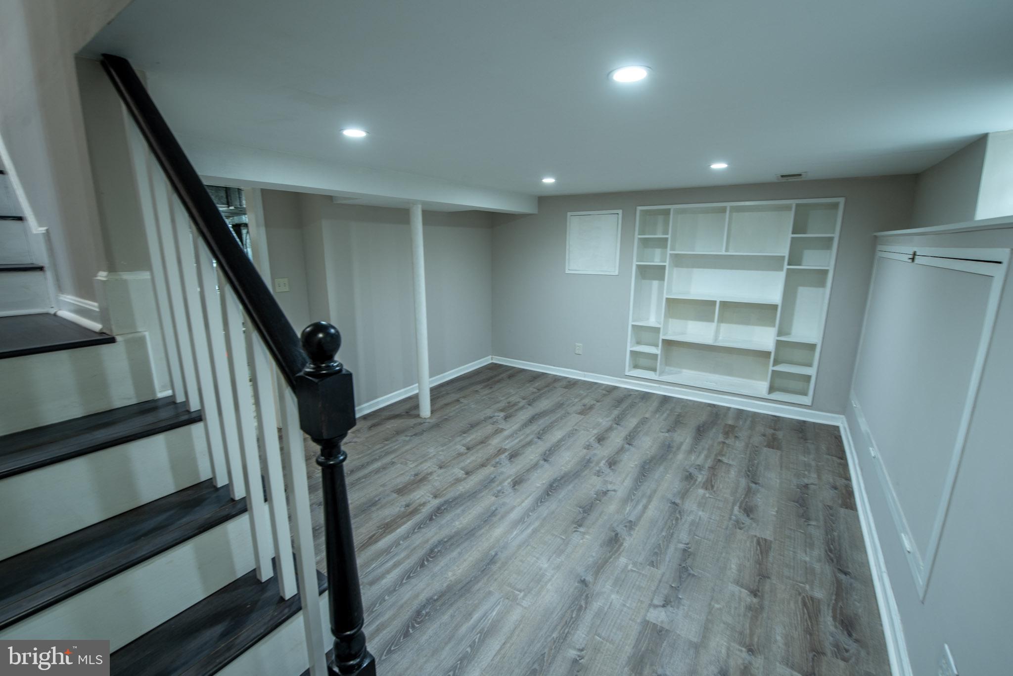 HOLLYWOOD - Residential