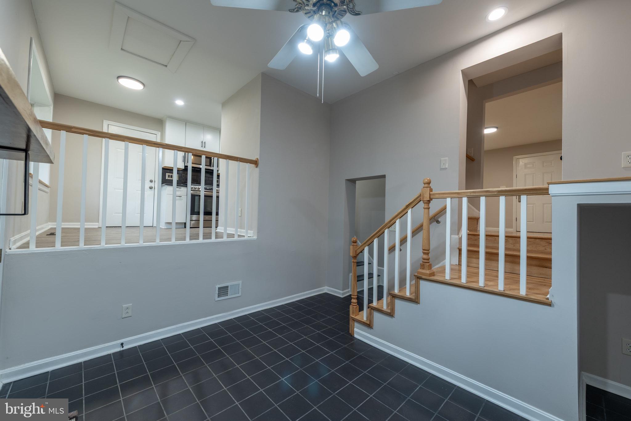 HOLLYWOOD - Residential