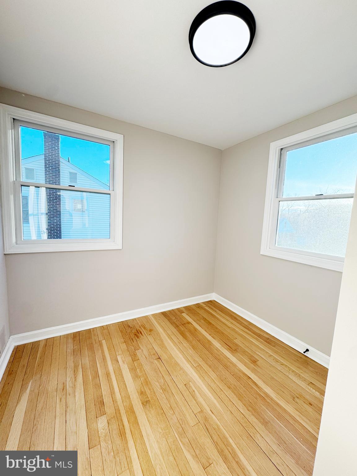 HOLLYWOOD - Residential