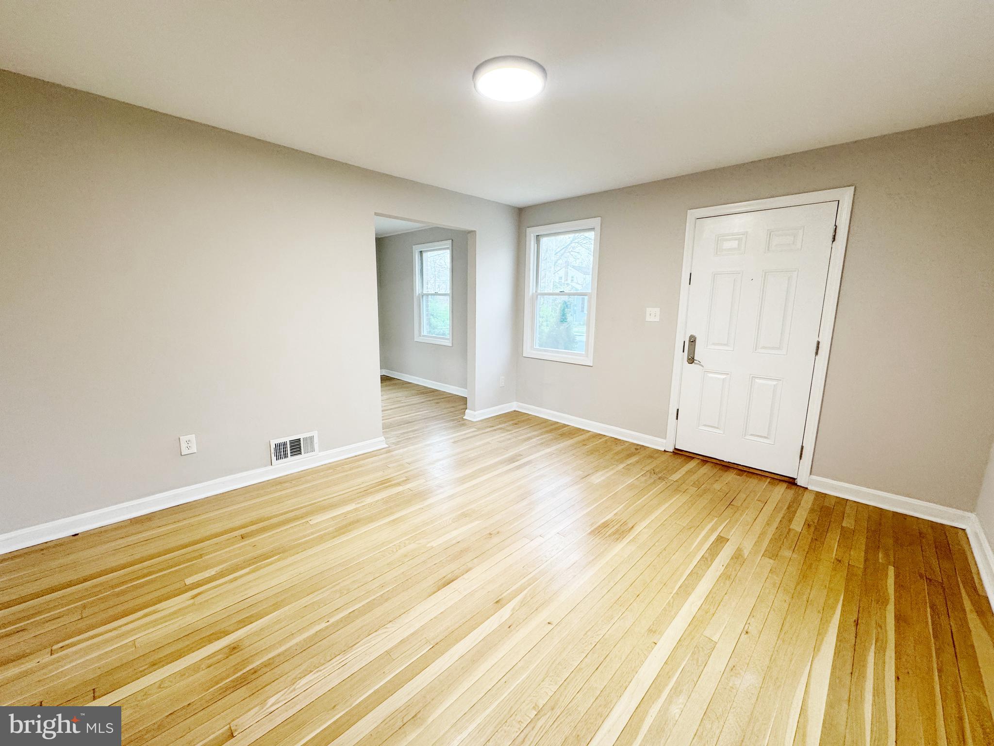 HOLLYWOOD - Residential