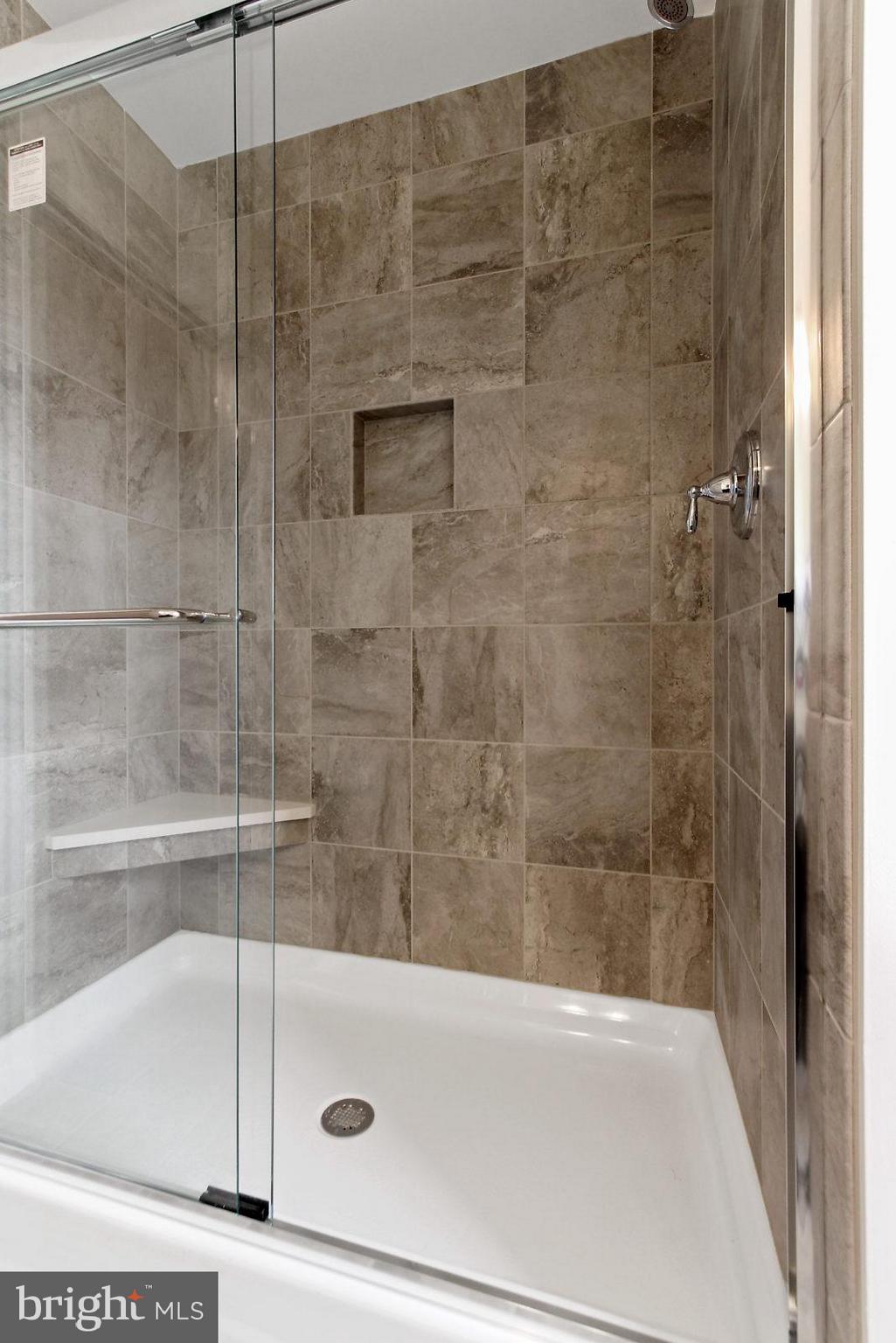 EAGLES VIEW - Residential